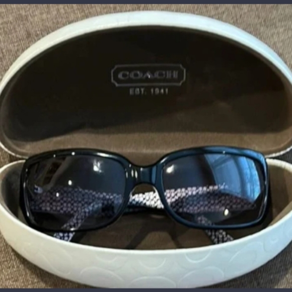 Coach Sunglasses - Picture 1 of 6